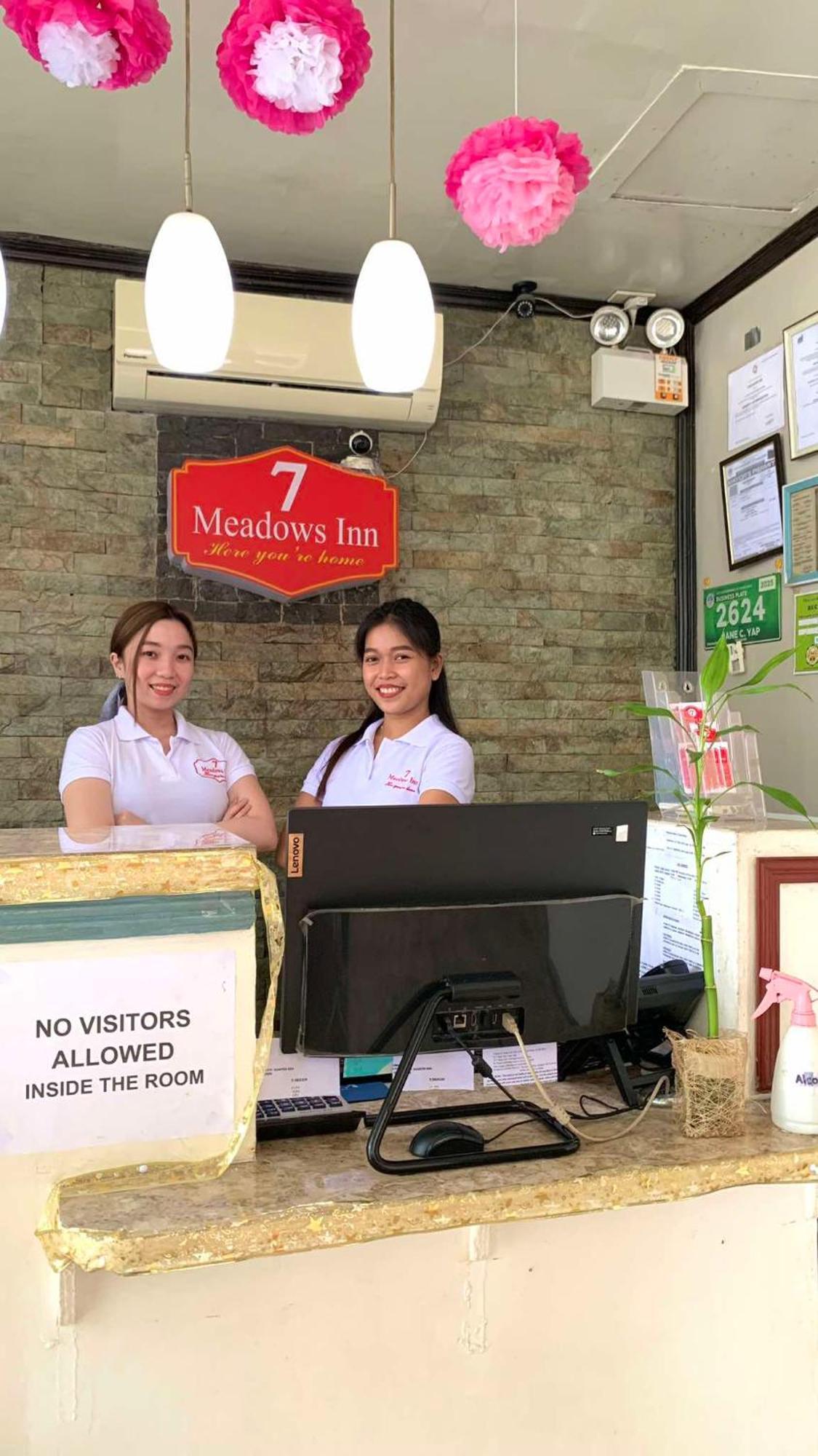 7 Meadows Inn Тагбиларан Сити Екстериор снимка
